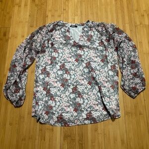 Floral blouse size Xl